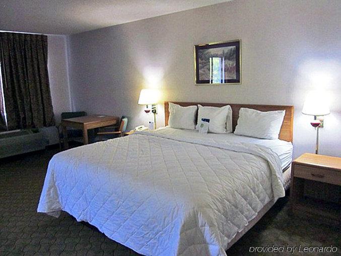 Motel 6-Metropolis, Il Ngoại thất bức ảnh